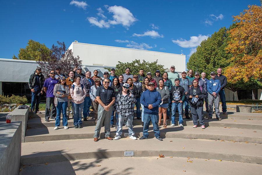 Group of the students who have received the Metallica Scholarship